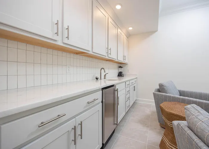 Phoenix Gulf Towers 1206 Apartment *